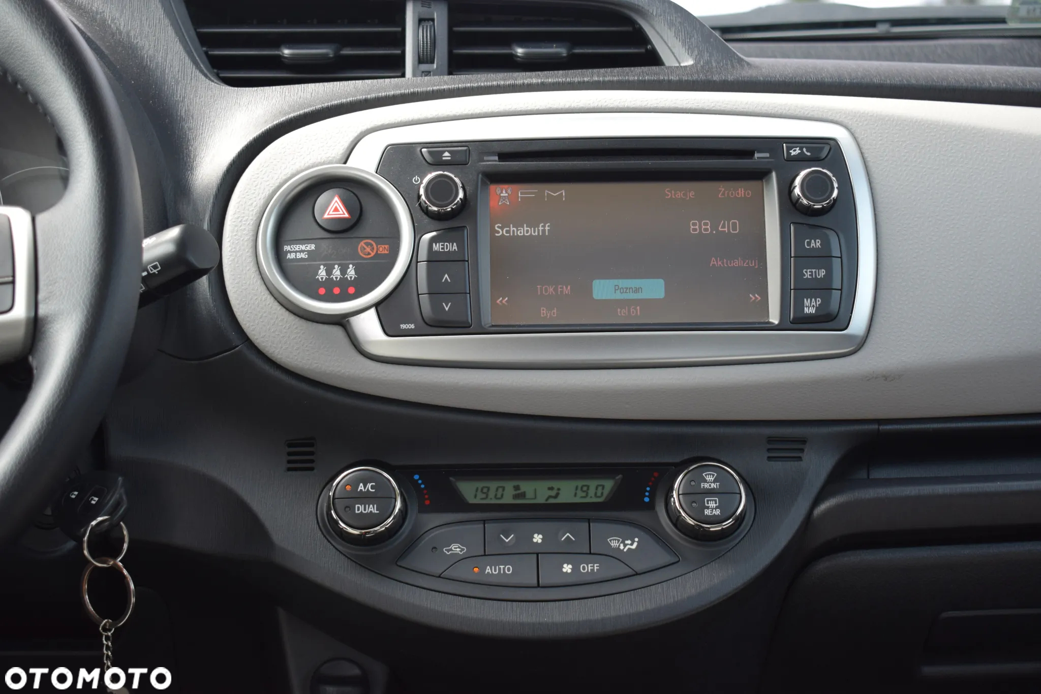 Toyota Yaris 1.33 Prestige - 13