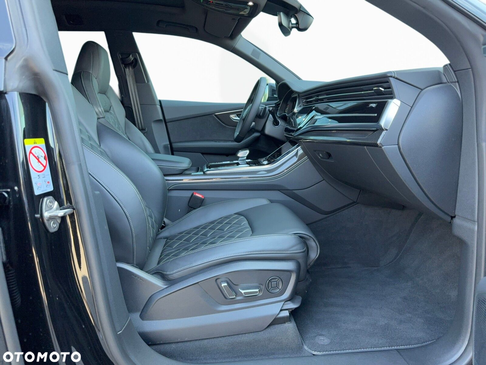 Audi SQ8 - 38