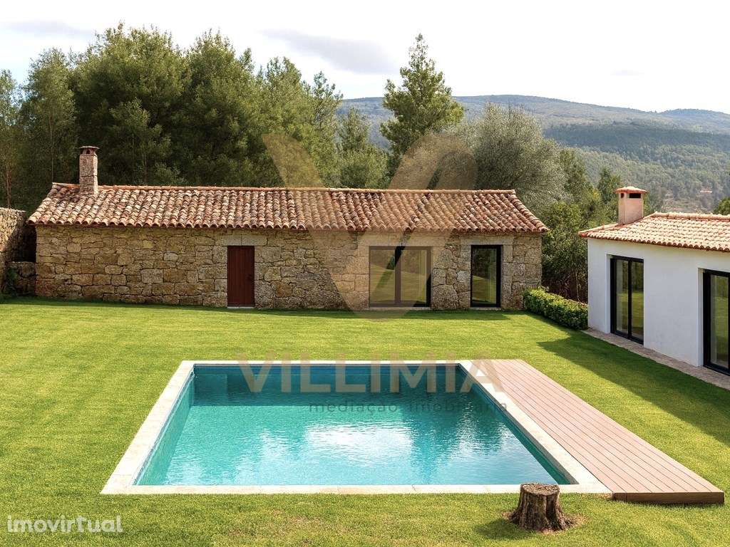 Propriedade com 2 Casas Antigas junto ao Caminho Português de Santi... - Grande imagem: 2/15