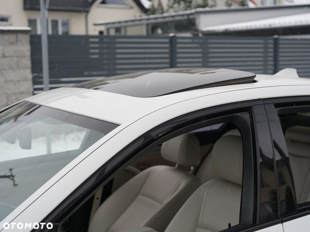 BMW Seria 5 535i - 35