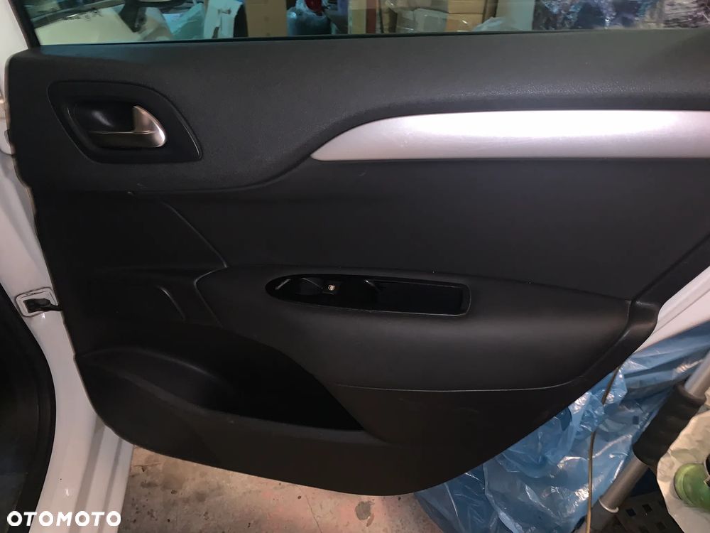 Citroën C4 1.6 HDi Selection - 16