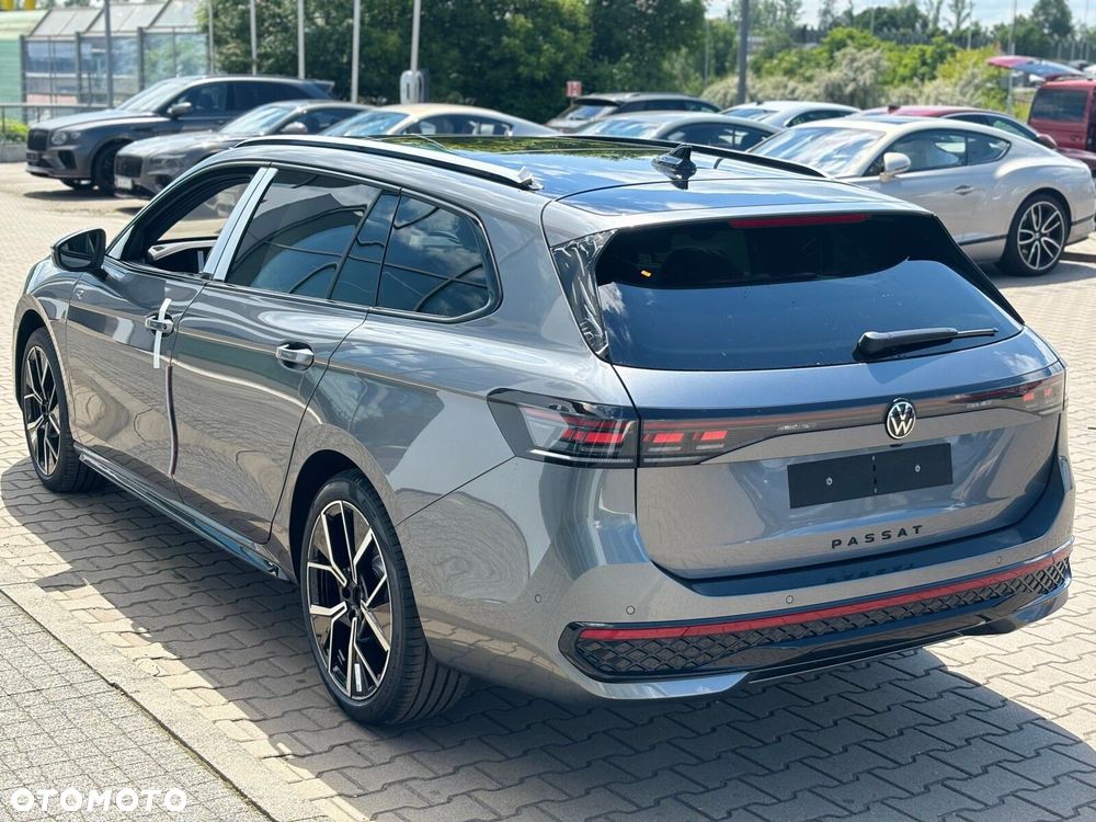 Volkswagen Passat - 5