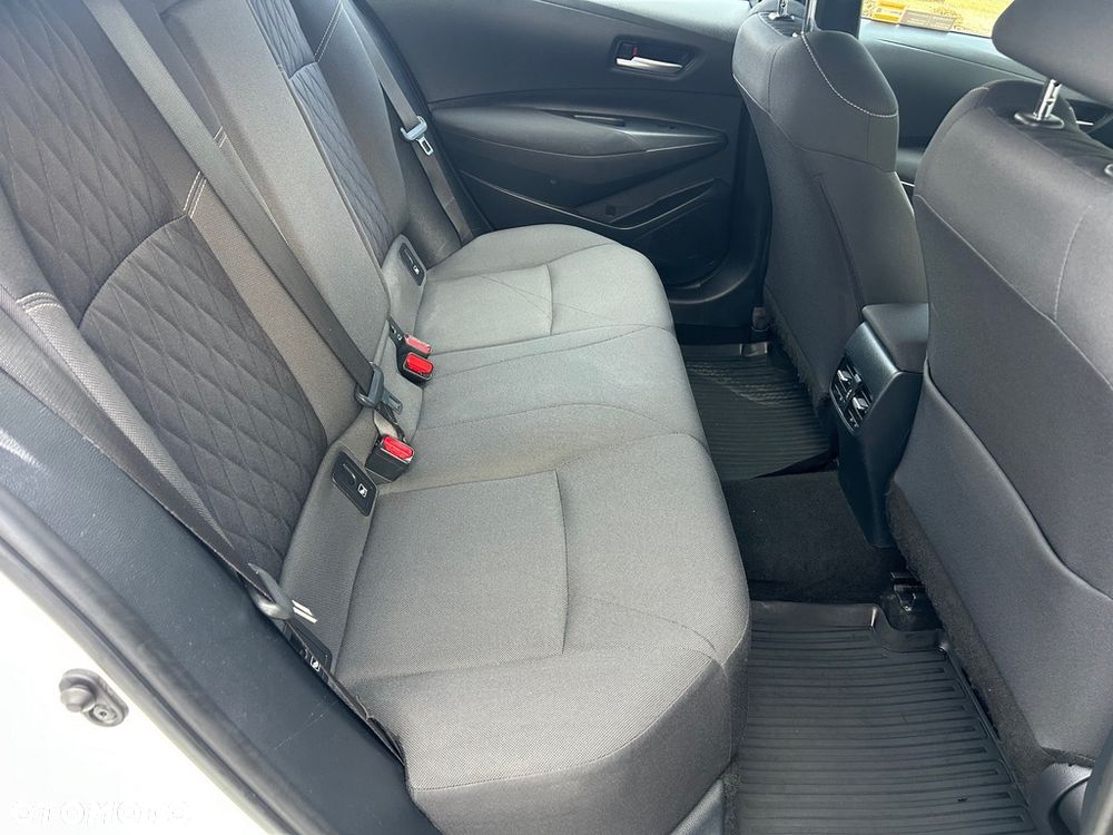 Toyota Corolla 1.5 Comfort - 31