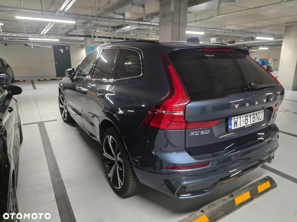Volvo XC 60 B5 B AWD Ultra Dark - 11