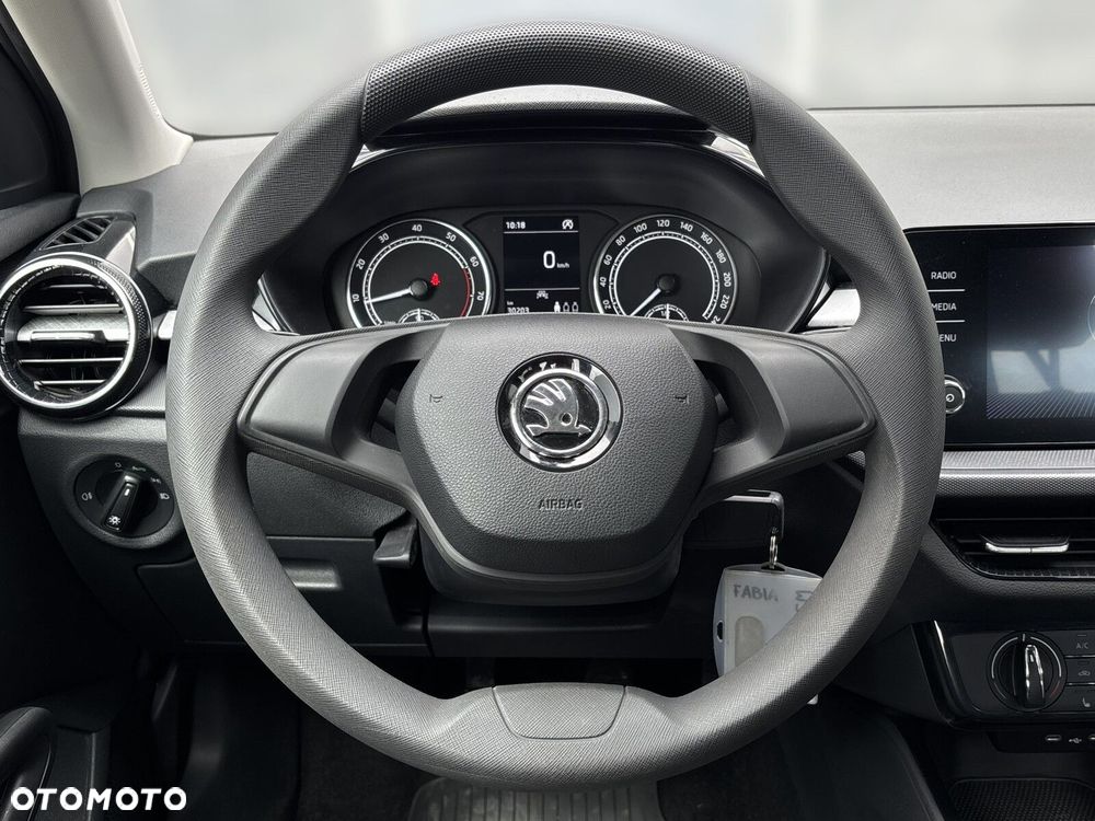 Skoda Fabia 1.0 Ambition - 16