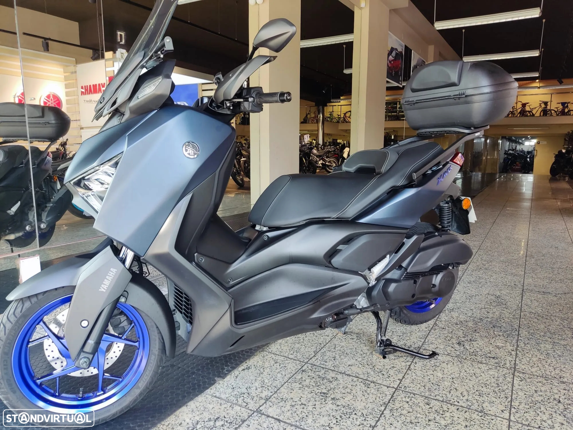Yamaha X-Max - 3