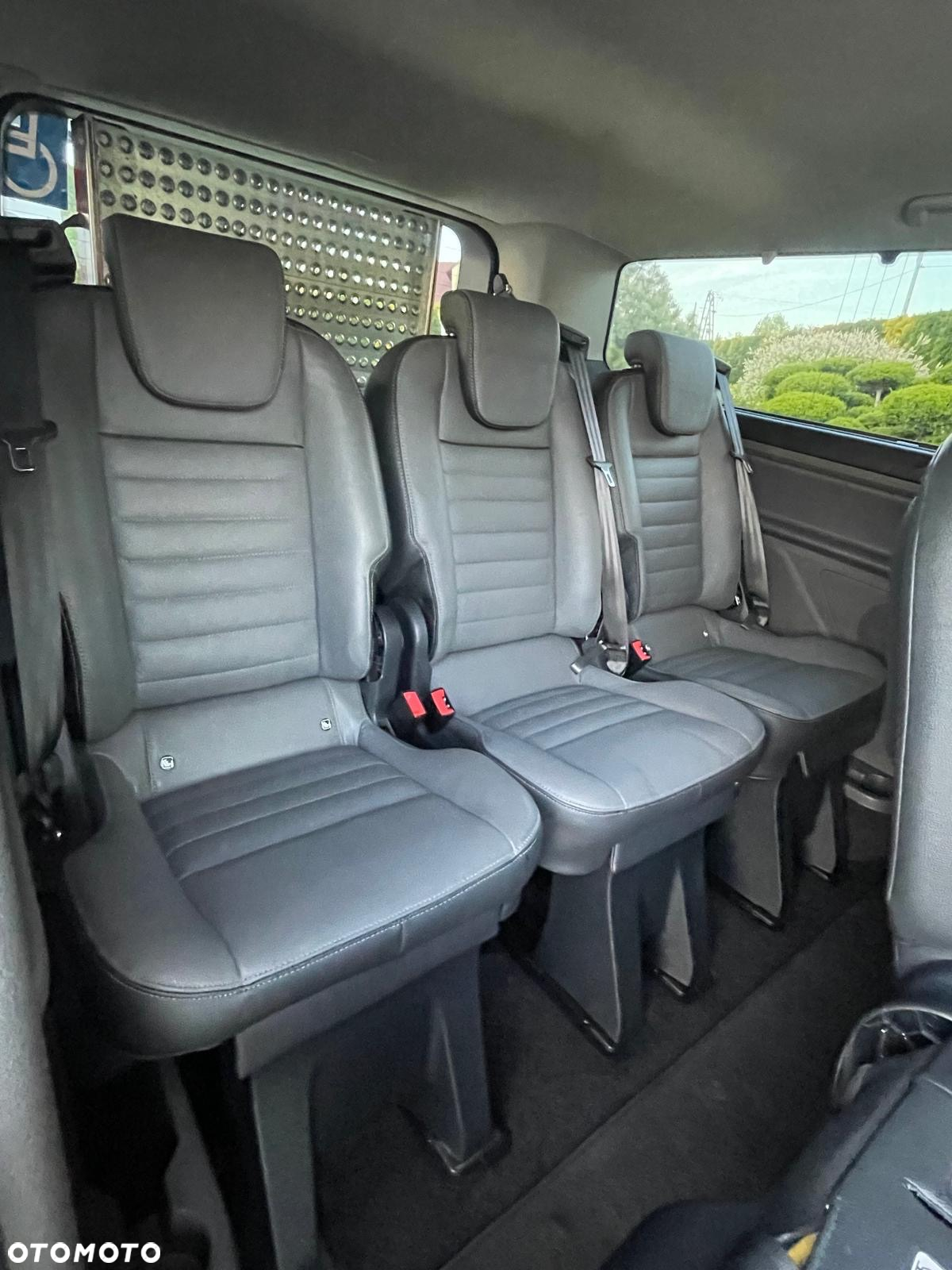 Ford Tourneo Custom 320 L2H1 VA Autm Titanium X - 24