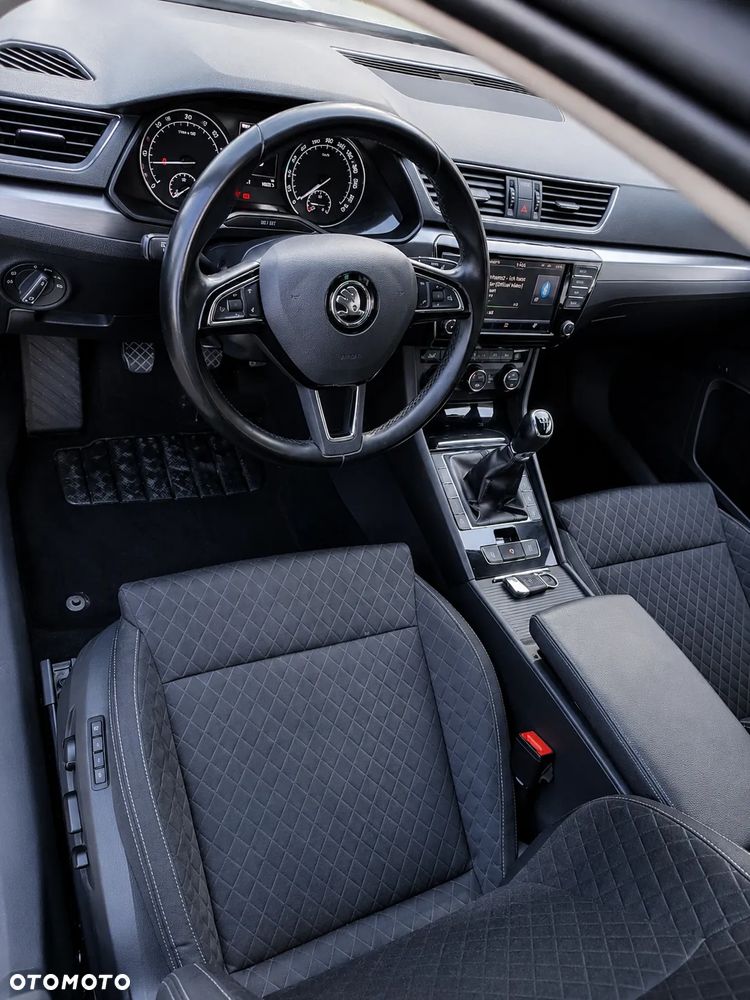 Skoda Superb 1.6 TDI Active Greenline - 6