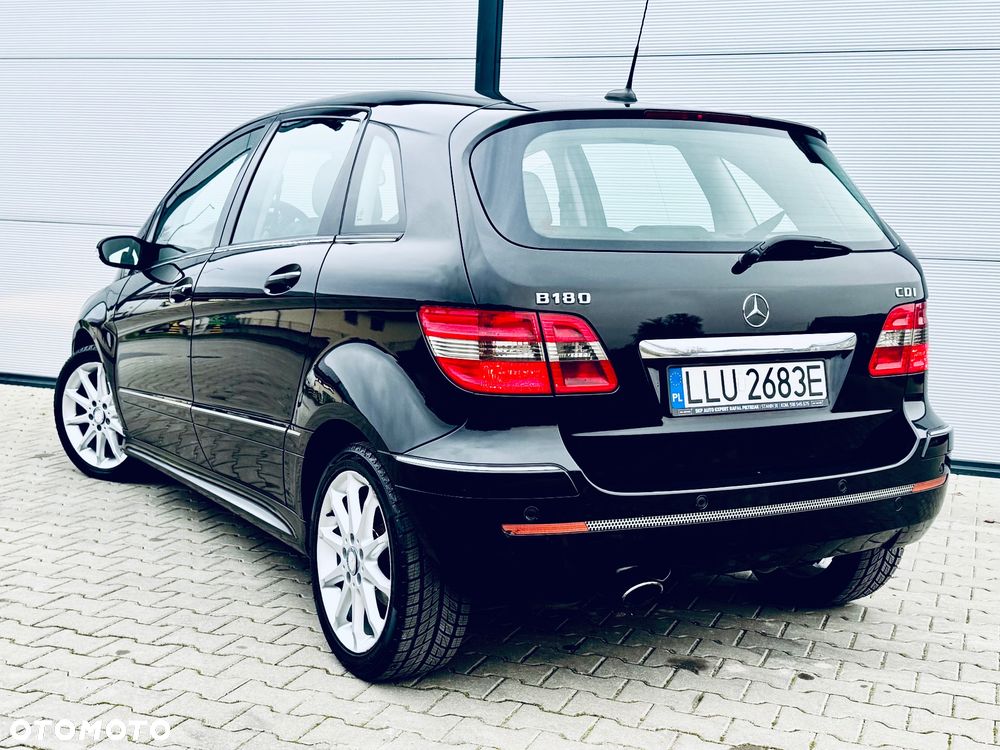 Mercedes-Benz Klasa B 180 CDI - 19