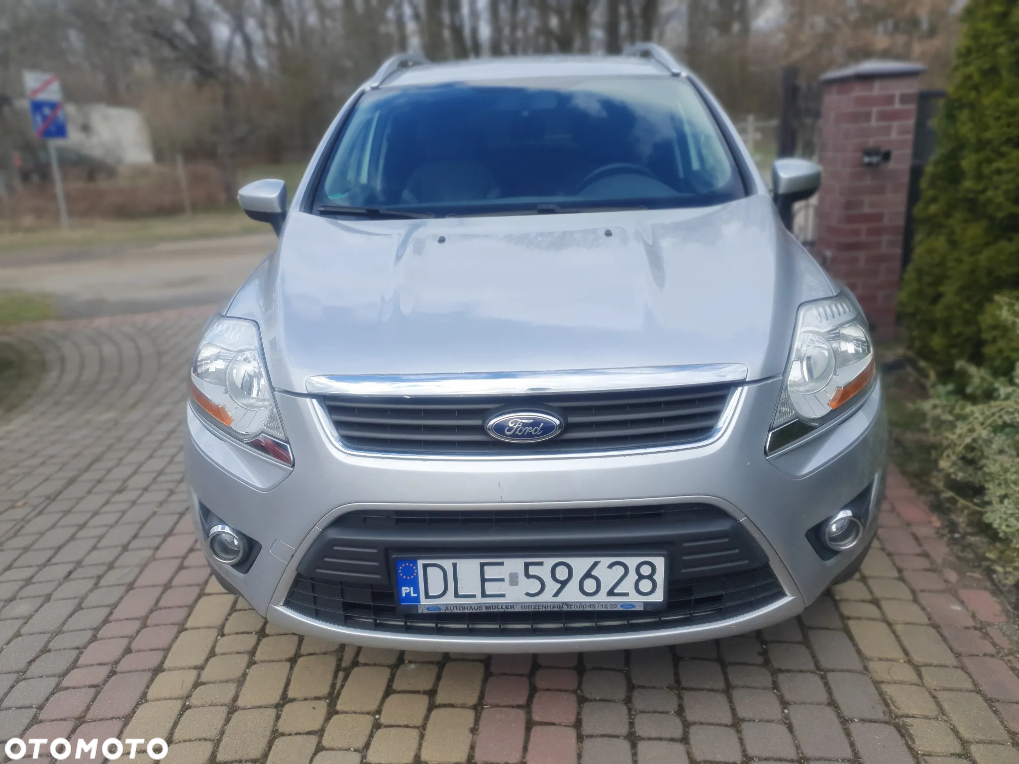 Ford Kuga 2.0 TDCi 2x4 Trend - 6