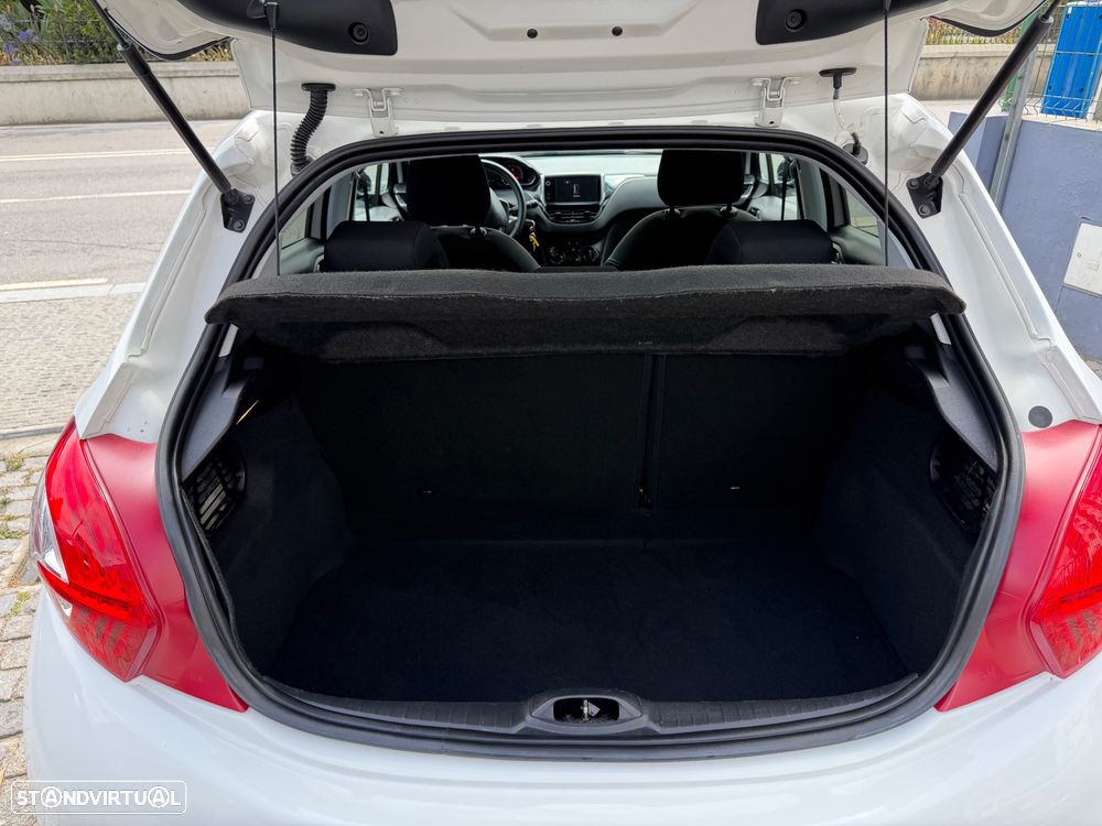 Peugeot 208 82 VTI Style — fotografia 15