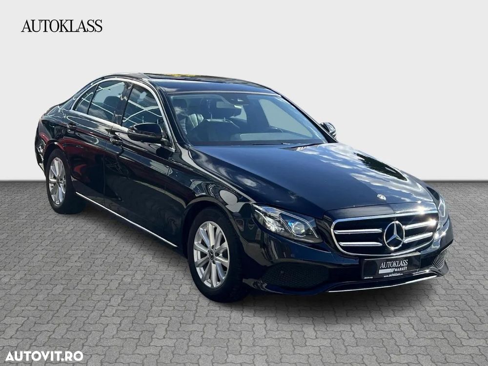 Mercedes-Benz E 200 4MATIC Aut. - 7