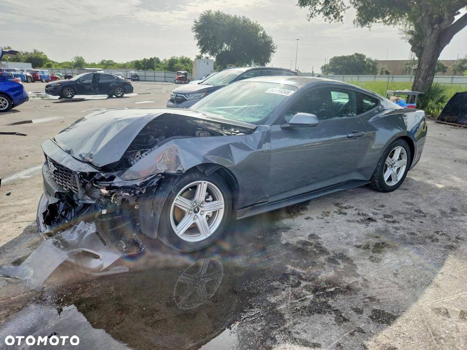 Ford Mustang 2.3 Eco Boost - 4