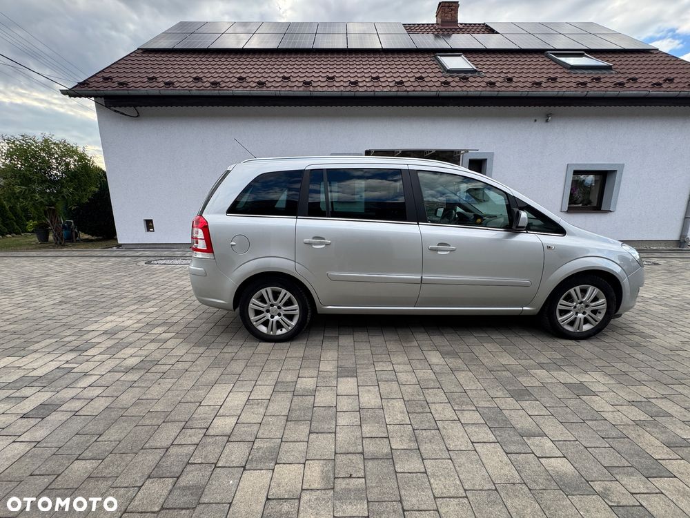 Opel Zafira 1.8 Innovation - 8
