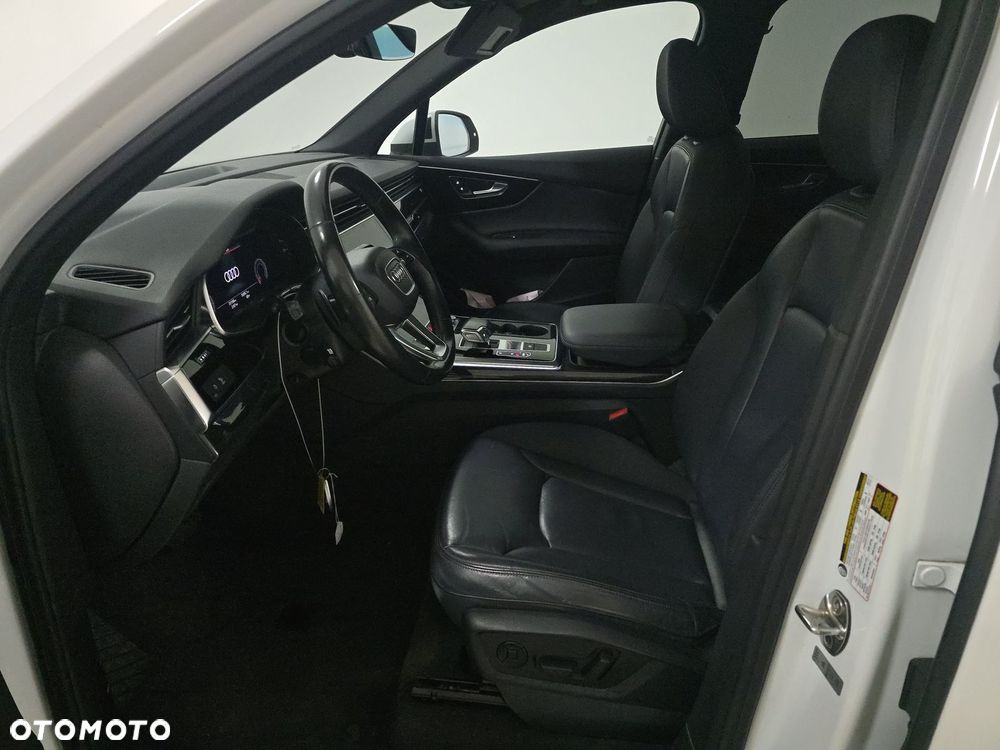 Audi Q7 - 9