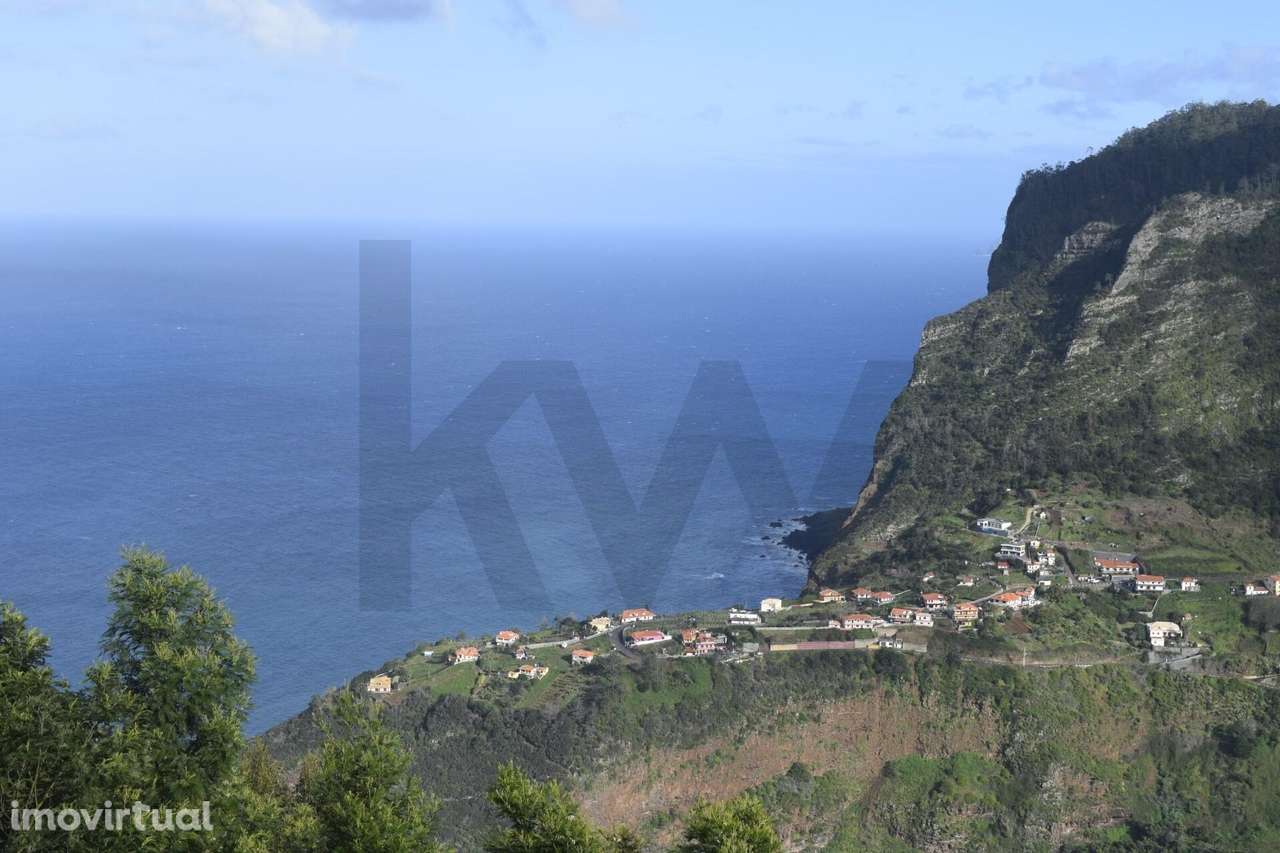 Oportunidade Única: Terreno com Potencial de Construção no Faial - Grande imagem: 2/20