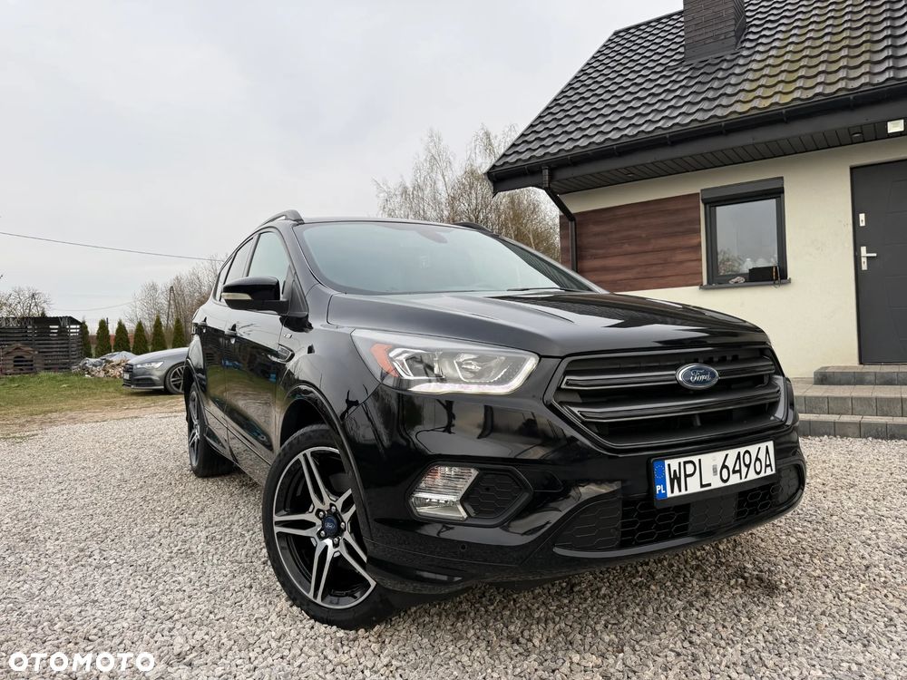 Ford Kuga 2.0 TDCi 4x2 ST-Line - 39