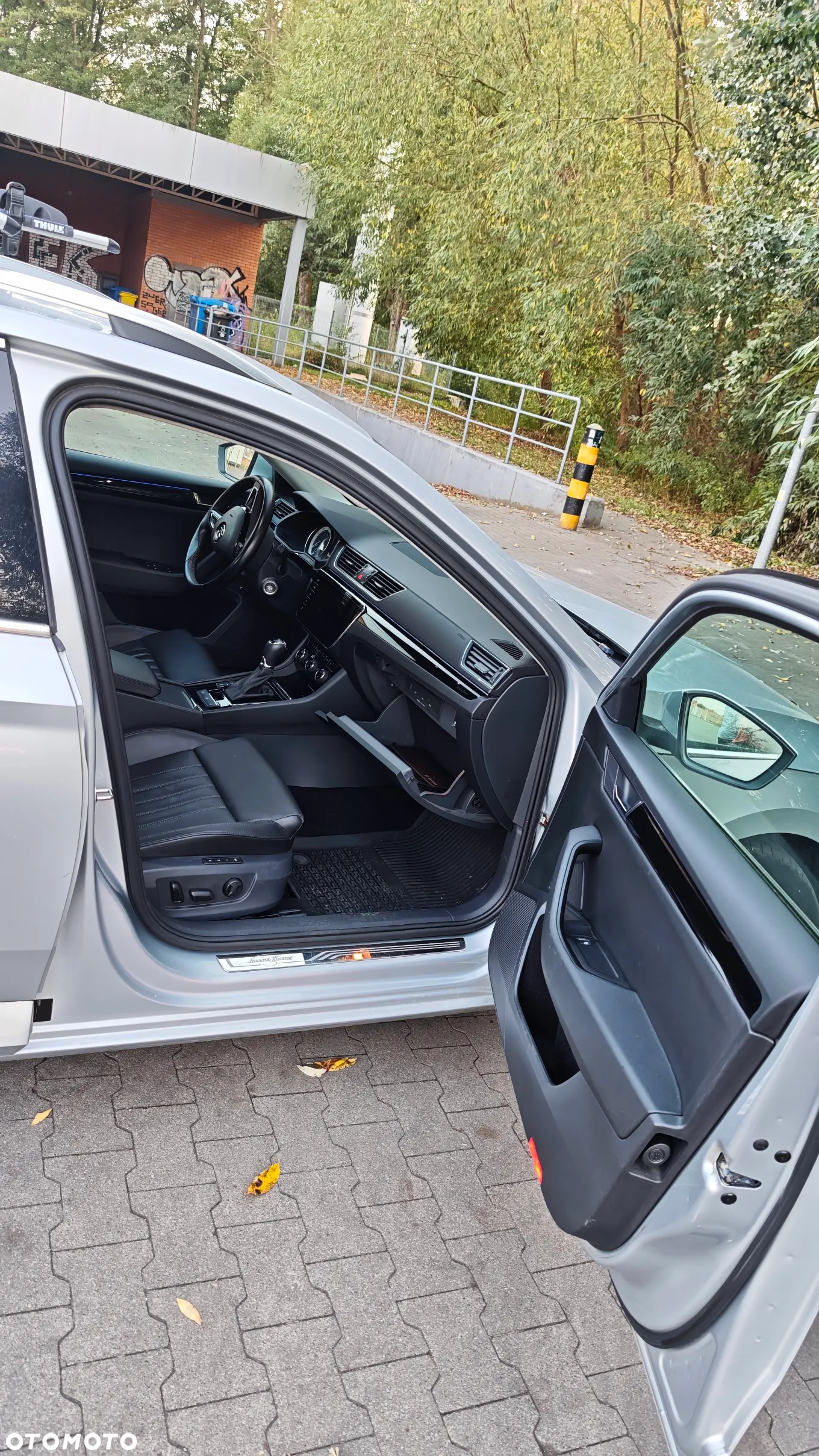 Skoda Superb 1.8 TSI L&K DSG - 9