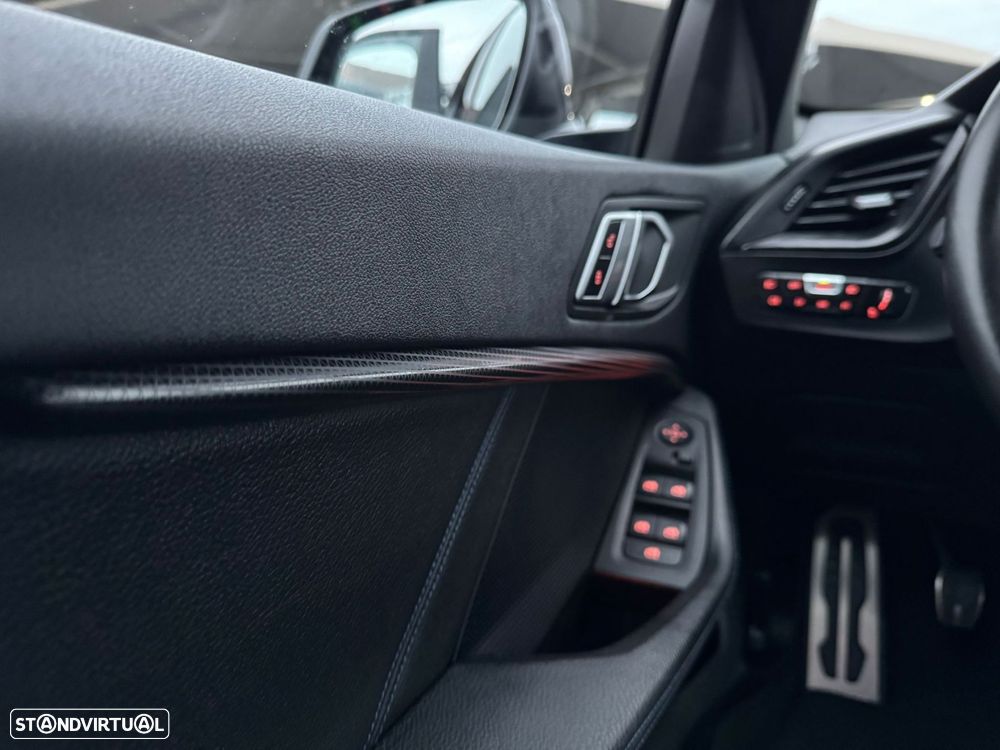 BMW 116 d Pack Desportivo M - 30