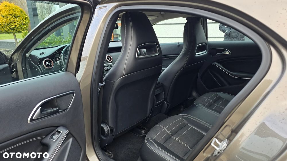 Mercedes-Benz Klasa A 180 CDI (BlueEFFICIENCY) 7G-DCT Urban - 5