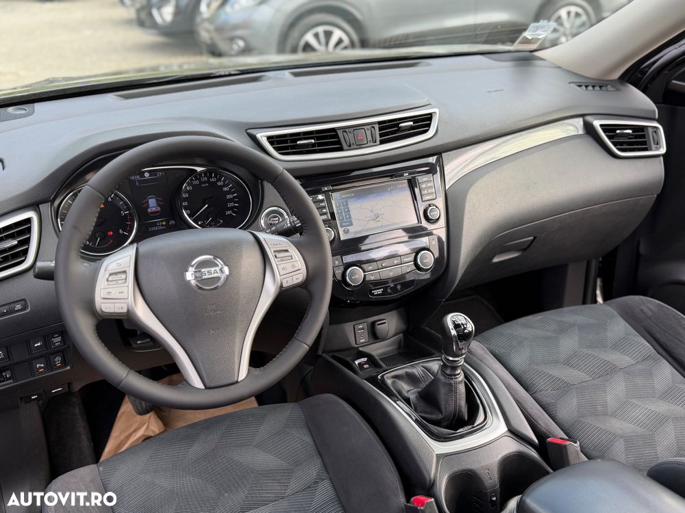 Nissan X-Trail 1.6 dCi ALL-MODE 4x4i Tekna - 17