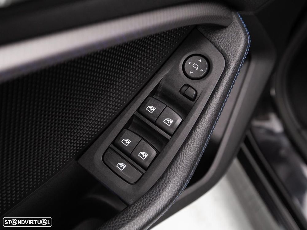 BMW 116 d Pack Desportivo M - 14