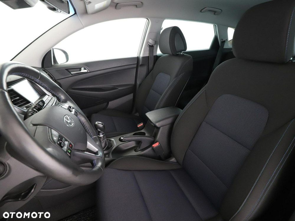Hyundai Tucson 1.7 CRDI BlueDrive Style 2WD - 13