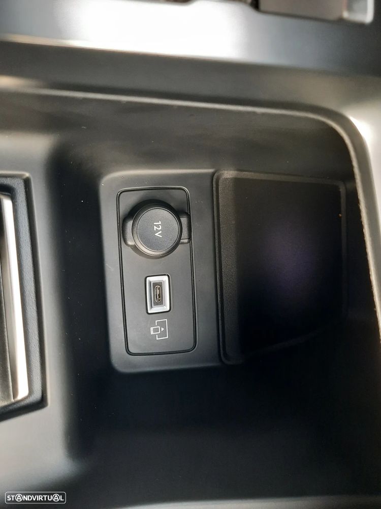 Peugeot 308 SW 1.6 Hybrid GT Pack e-EAT8 - 44