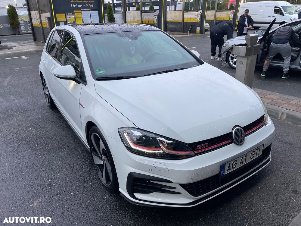 Volkswagen Golf 2.0 TSI GTI Performance - 5