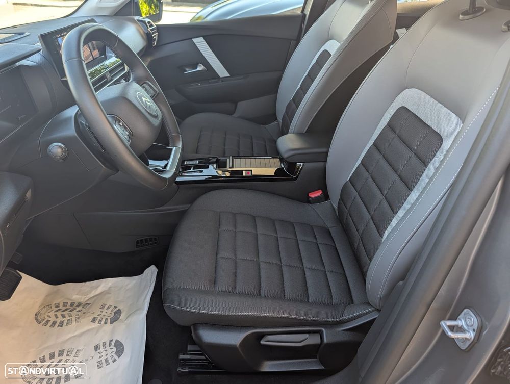 Citroën C4 X 1.2 Hybrid Plus e-DSC6 - 11