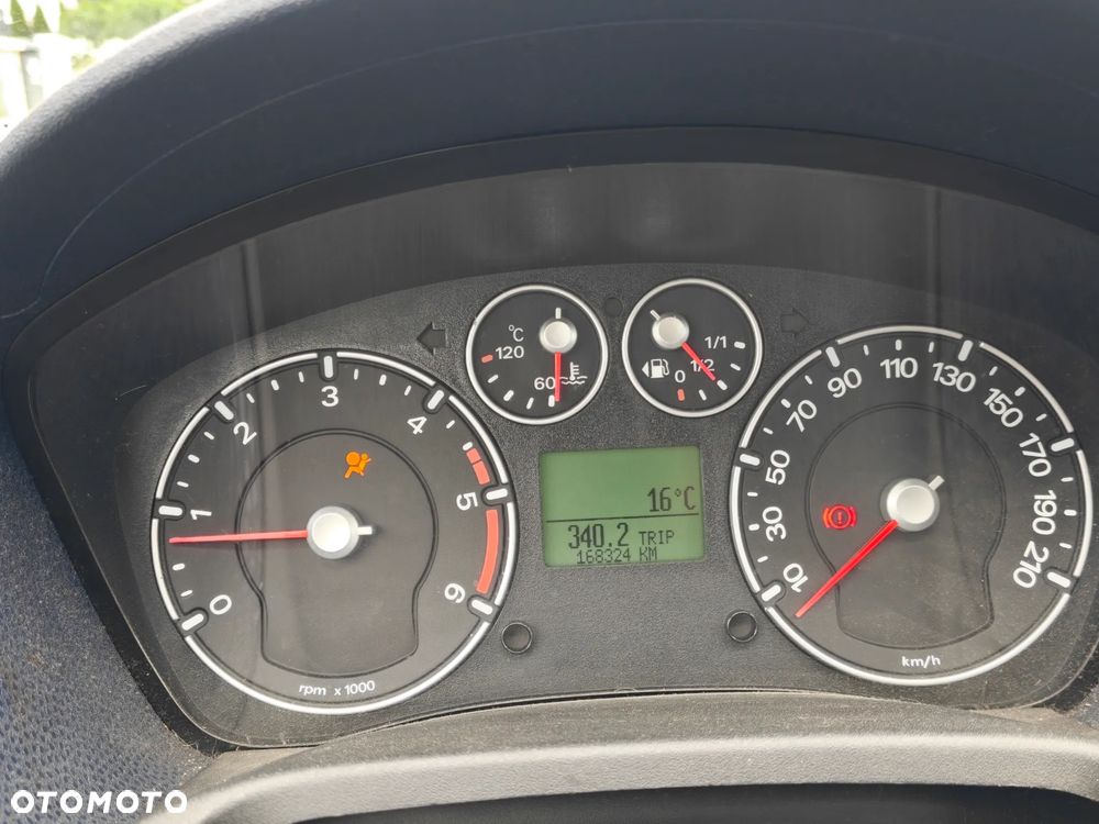 Ford Fiesta - 20