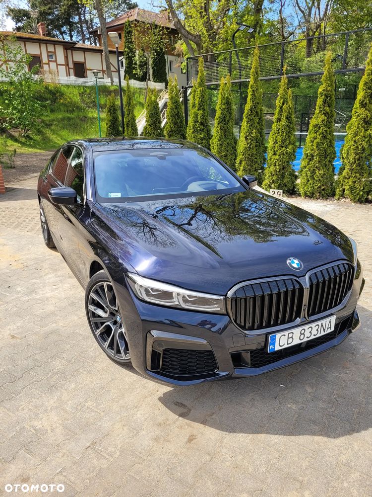 BMW Seria 7 730d mHEV - 1