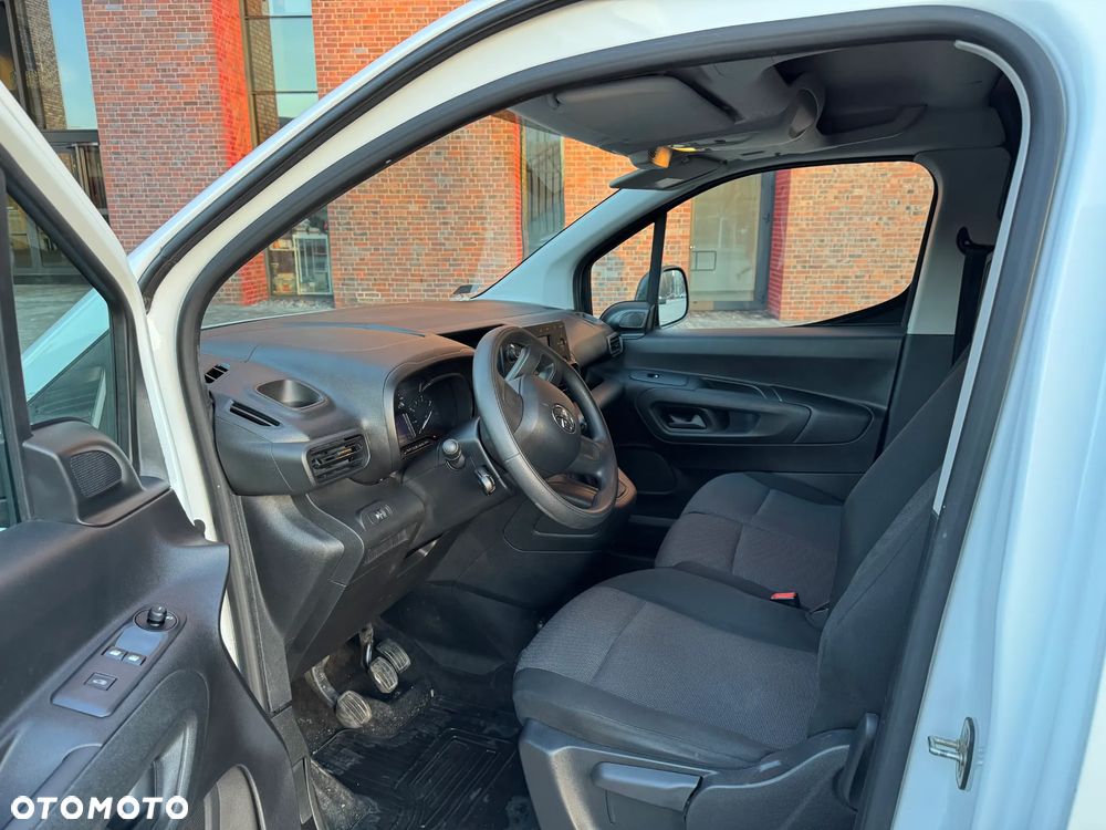 Toyota Proace City - 14