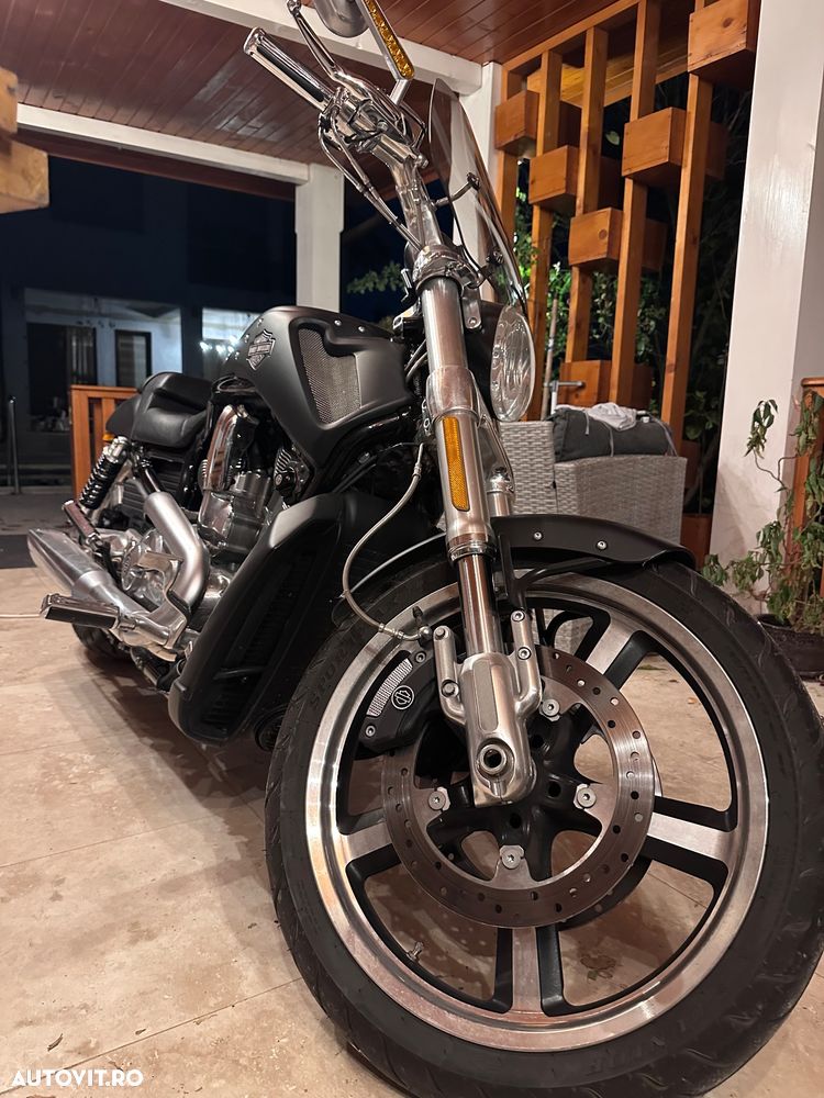 Harley-Davidson V-Rod Muscle - 26