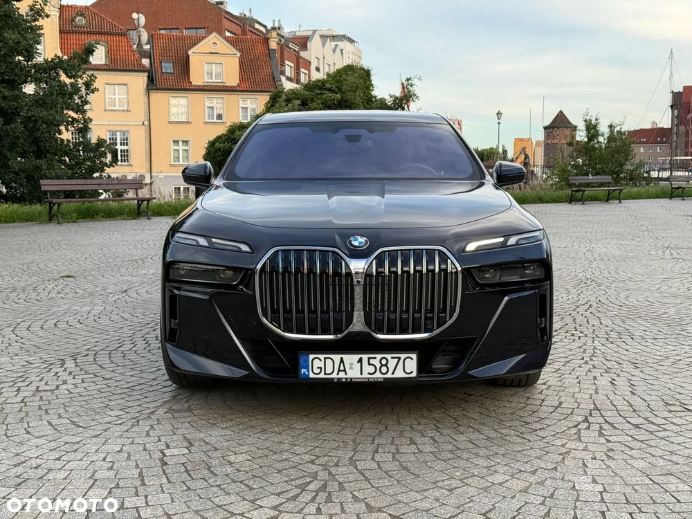 BMW Seria 7 740d xDrive mHEV sport - 3