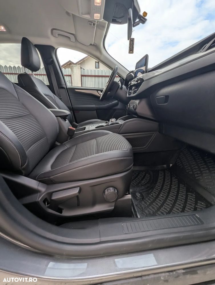 Ford Kuga 2.5 Duratec FHEV 4x4 TITANIUM X - 18