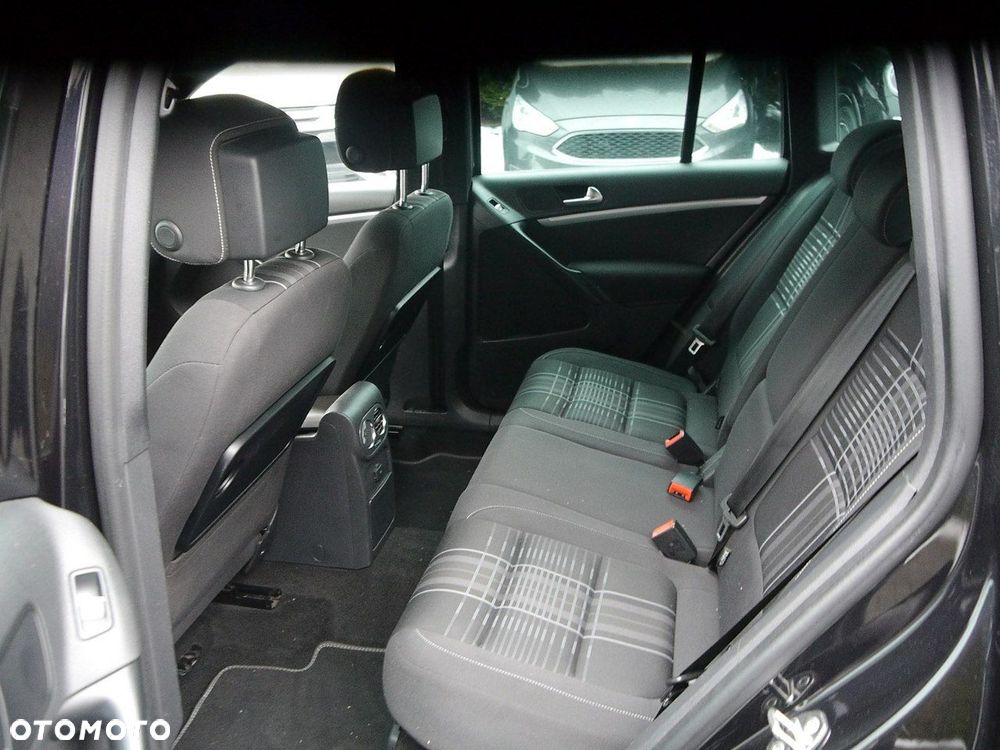 Volkswagen Tiguan 1.4 TSI BlueMotion Technology Lounge Sport & Style - 31