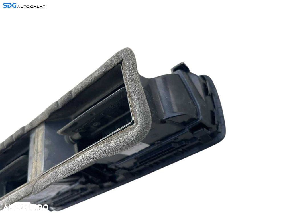Gura Guri Grila Grile Aer Aerisire Ventilatie Bord Centrala Volkswagen Passat B7 2010 - 2015 Cod 3AB819728A [K2116] - 7