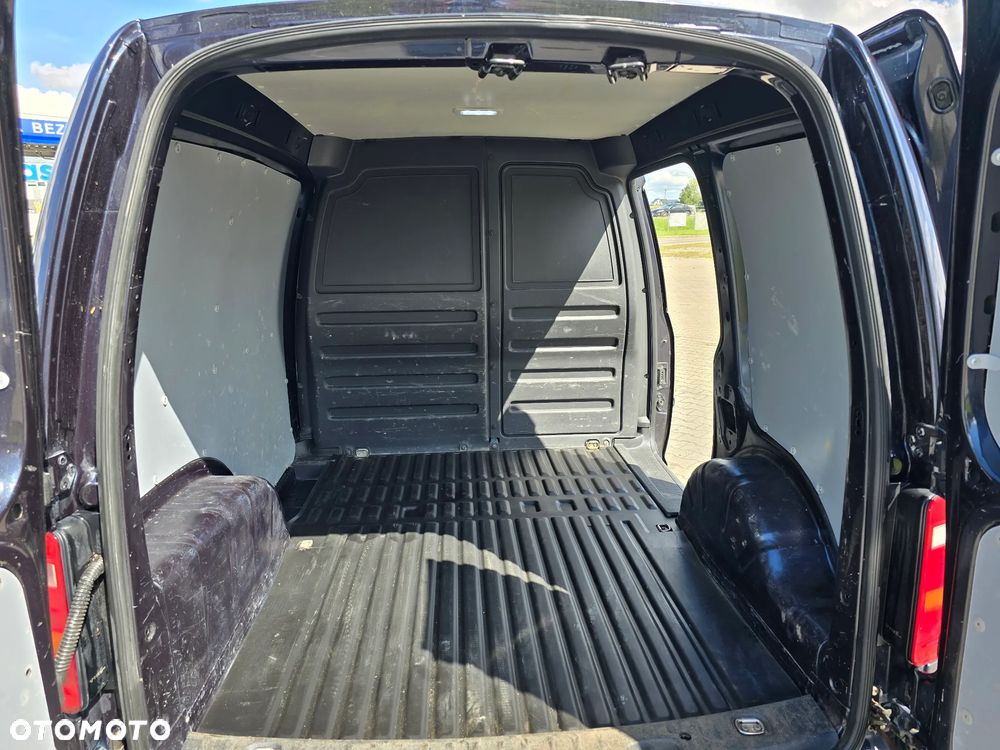 Volkswagen Caddy - 9