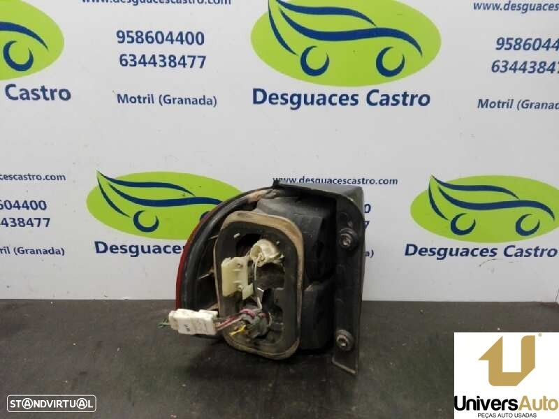 FAROLIM TRASEIRO DIREITO HYUNDAI H-1 / STAREX LIMUSINA 2002 - - 4