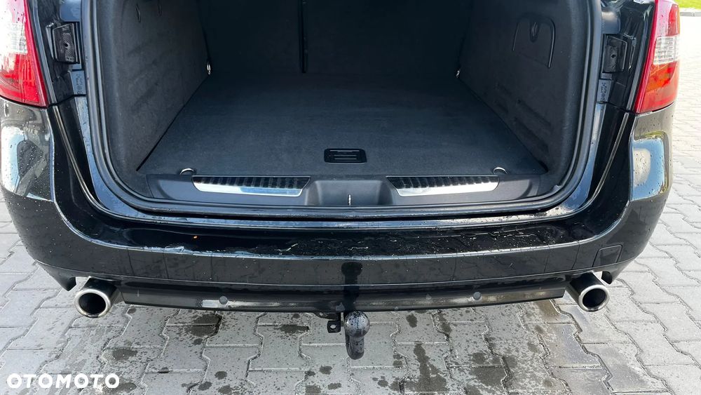 Renault Laguna dCi 150 FAP Start-Stop Bose Edition - 19