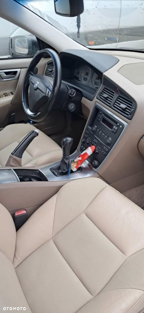 Volvo S60 2.4D Diament - 3