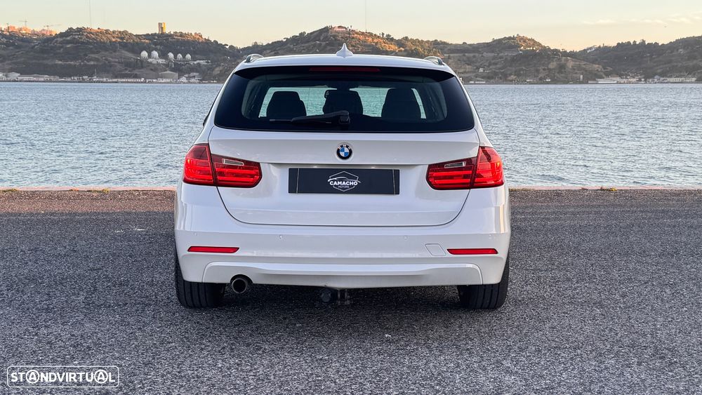 BMW 318 d Touring Line Sport - 8