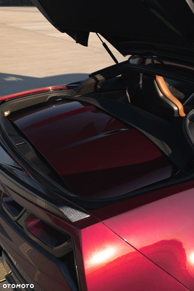 Chevrolet Corvette - 23