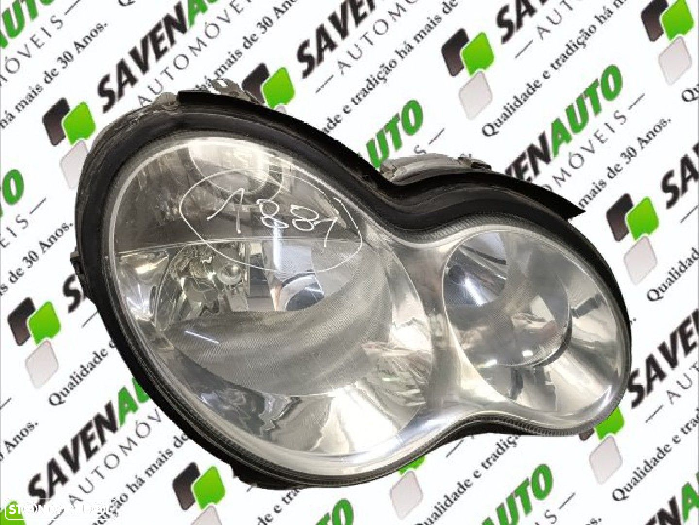 Farol Dto Mercedes-Benz C-Class (W203) - 1