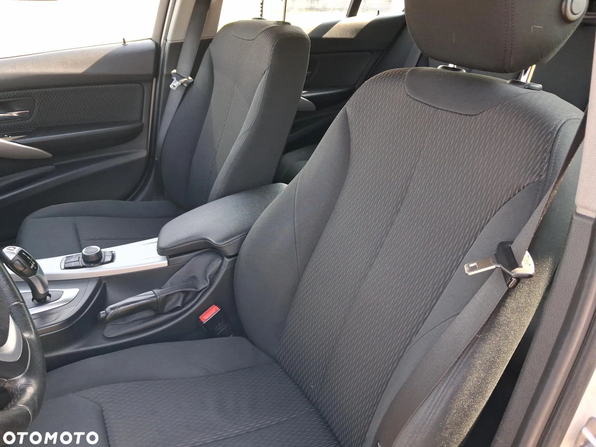 BMW Seria 3 318i Advantage - 11