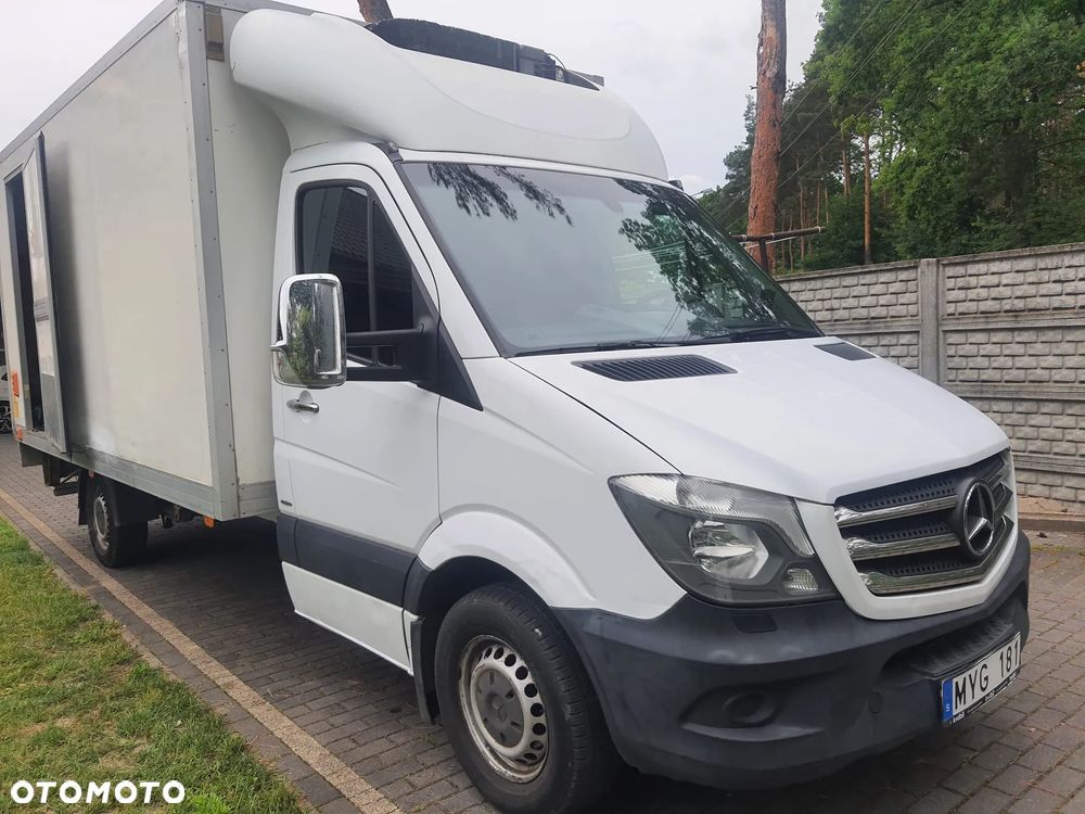 Mercedes-Benz Sprinter - 1
