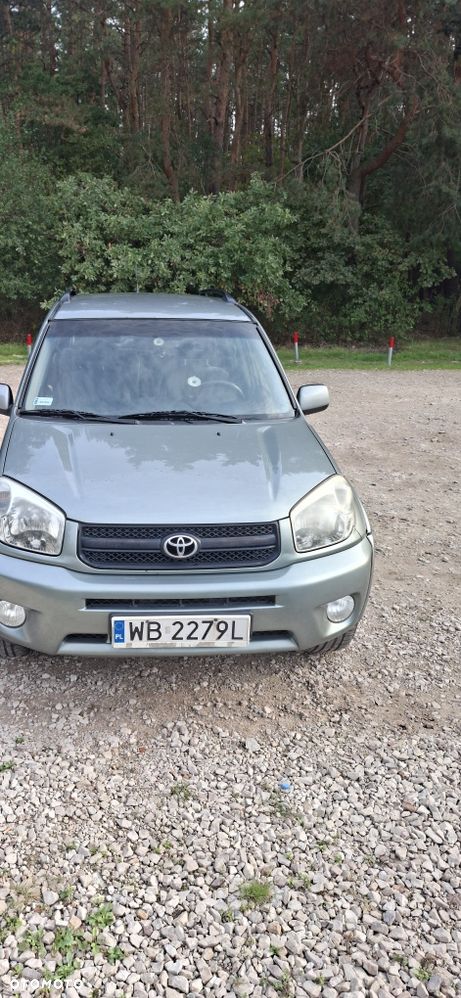 Toyota RAV4 - 1