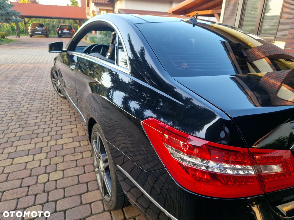 Mercedes-Benz Klasa E 250 CGI BlueEFFICIENCY Automatik Avantgarde - 11