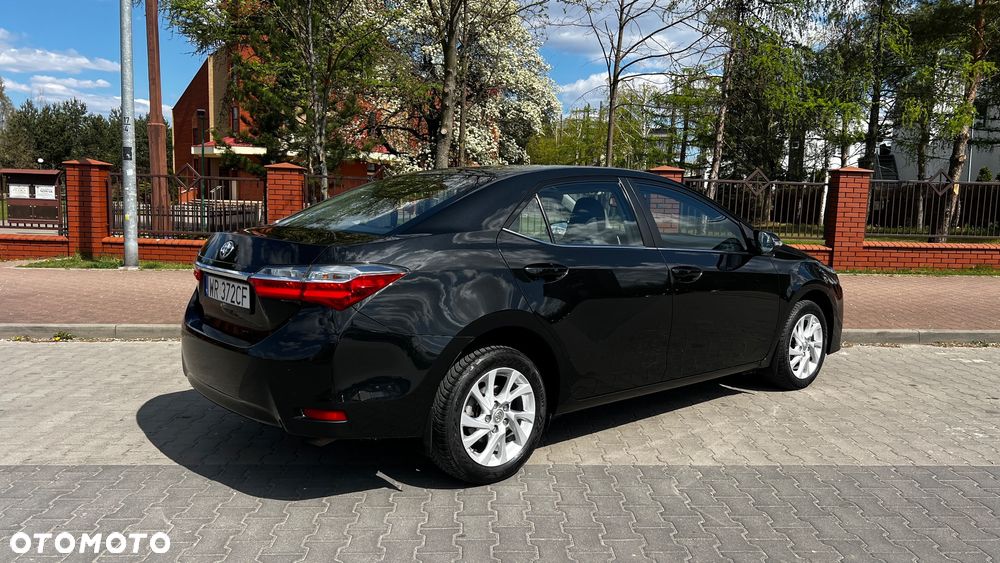 Toyota Corolla 1.6 Active - 3